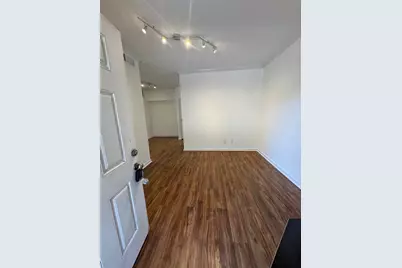 921 Marine Drive #210, Galveston, TX 77550 - Photo 5