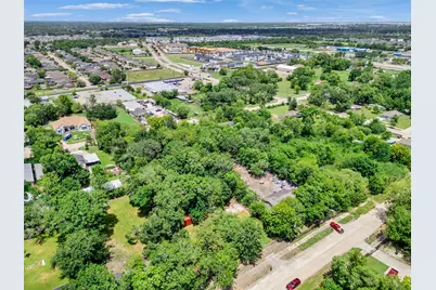 4705 Glengarry Road, Houston, TX 77048 - Photo 3