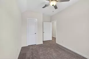 9104 Highland Northern Way, Houston, TX 77088 - Photo 21