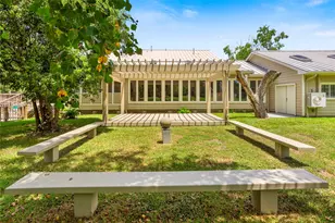 14009 W Hughes Rd, Dickinson, TX 77539 - Photo 39