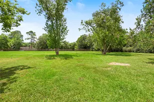 14009 W Hughes Rd, Dickinson, TX 77539 - Photo 41