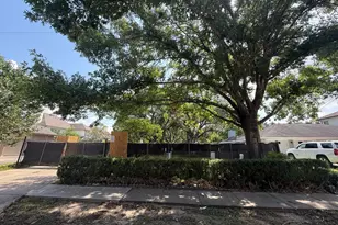 6903 Avenue B, Bellaire, TX 77401 - Photo 7