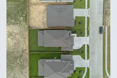 2605 Lake Bryan Dr, Dayton, TX 77535 - Photo 31