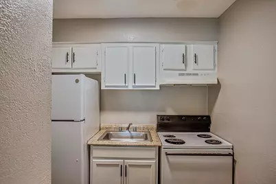 1423 Hawthorne #16, Houston, TX 77006 - Photo 7