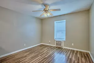 1423 Hawthorne, Houston, TX 77006 - Photo 9