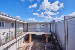 1423 Hawthorne, Houston, TX 77006 - Photo 17