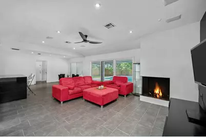 3106 Salem Court, Sugar Land, TX 77478 - Photo 7