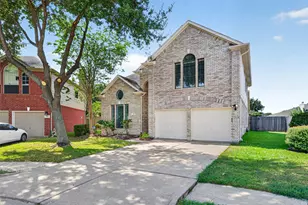 9306 Eaglewood Shadow Ct, Houston, TX 77083 - Photo 3