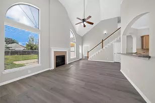 9306 Eaglewood Shadow Ct, Houston, TX 77083 - Photo 25