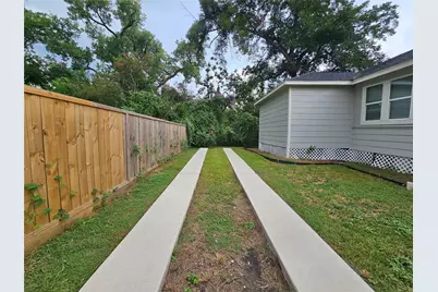 5715 Enid Street, Houston, TX 77009 - Photo 41