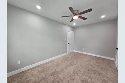 5715 Enid Street, Houston, TX 77009 - Photo 19