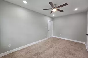 5715 Enid St, Houston, TX 77009 - Photo 19