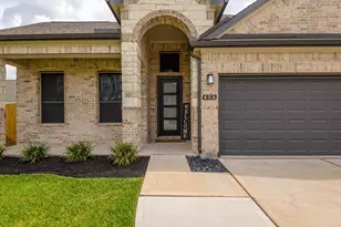 456 Lake Line Dr, Alvin, TX 77511 - Photo 3