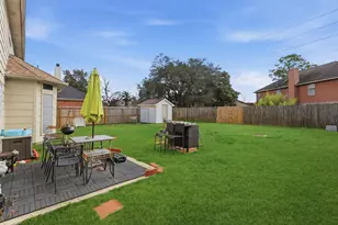 4119 Hambledon Village Dr, Houston, TX 77014 - Photo 37