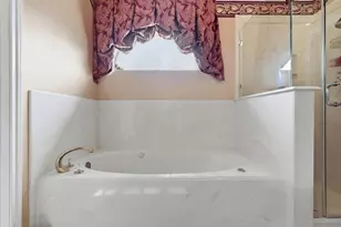 4119 Hambledon Village Dr, Houston, TX 77014 - Photo 31