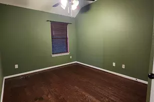 4713 E Meadow Dr, Deer Park, TX 77536 - Photo 17