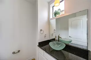 5701 Kiam St, Houston, TX 77007 - Photo 23
