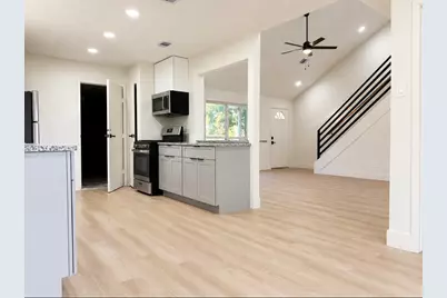 6706 Dinner Creek Court, Katy, TX 77449 - Photo 5