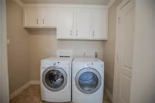 1627 Fall Valley Dr, Houston, TX 77077 - Photo 43