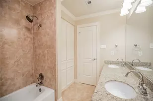 1627 Fall Valley Dr, Houston, TX 77077 - Photo 23