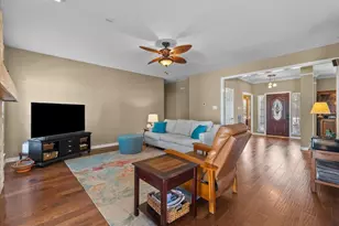 826 Prairie Brook Ct, Houston, TX 77062 - Photo 9