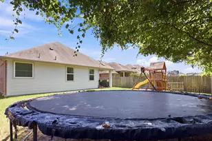 8106 Sutton Crest Dr, Tomball, TX 77375 - Photo 39
