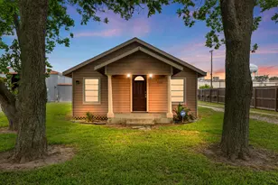3320 Brooks Ave, Bay City, TX 77414 - Photo 3