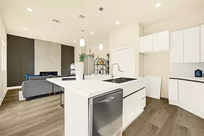 706 Savonna, Houston, TX 77076 - Photo 9