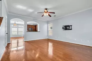 1821 Woodbend Village Ct, Houston, TX 77055 - Photo 5