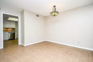 9360 Briar Forest Dr, Houston, TX 77063 - Photo 19