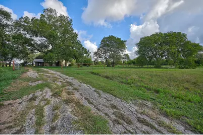 15650 Highway 290 W, Burton, TX 77835 - Photo 23