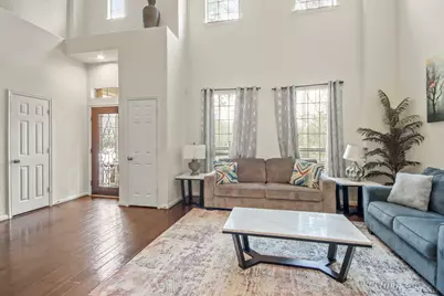 55 W Pipers Green Street, The Woodlands, TX 77382 - Photo 5
