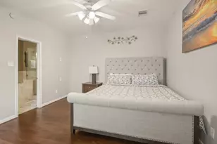 55 W Pipers Green St, The Woodlands, TX 77382 - Photo 15