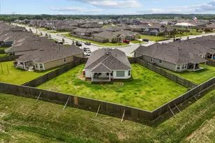 4901 Perennial Ln, La Marque, TX 77568 - Photo 33