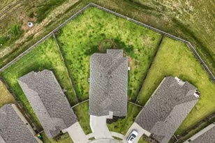 4901 Perennial Ln, La Marque, TX 77568 - Photo 33