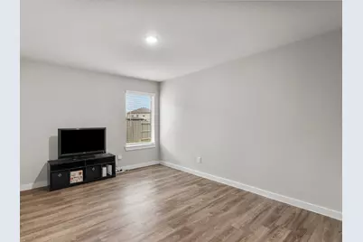 4901 Perennial Lane, La Marque, TX 77568 - Photo 5