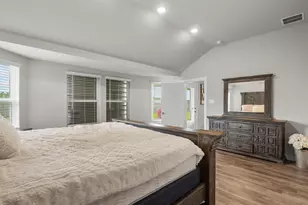 4901 Perennial Ln, La Marque, TX 77568 - Photo 25