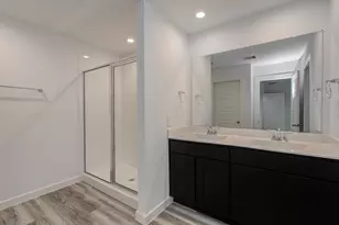 12318 Churchill downs Dr, Houston, TX 77047 - Photo 27