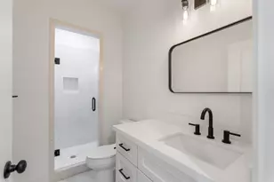 1213 Northwood, Houston, TX 77009 - Photo 27