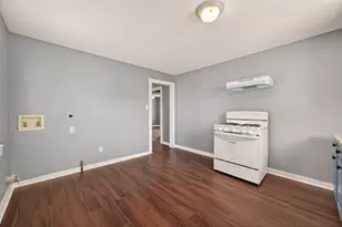 3827 Wayne St, Houston, TX 77026 - Photo 7