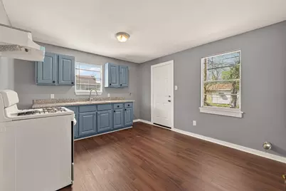 3827 Wayne Street, Houston, TX 77026 - Photo 9