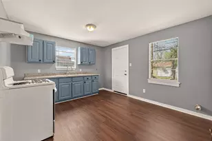 3827 Wayne St, Houston, TX 77026 - Photo 9