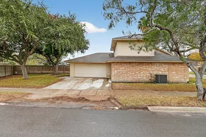 5302 Woodgate Drive, Corpus Christi, TX 78413 - Photo 5