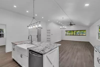 119 Memory Lane, Livingston, TX 77351 - Photo 5