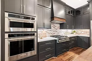 1514 31st St, Galveston, TX 77550 - Photo 11