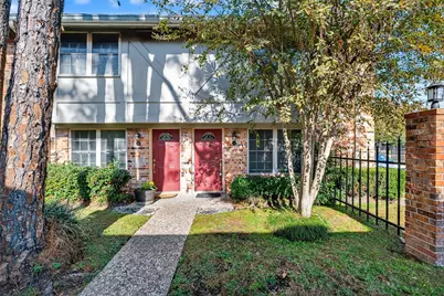 515 Tallowood Road Road #9, Houston, TX 77024 - Photo 1