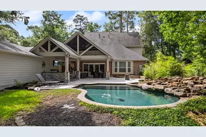 59 N Bluff Creek Circle, The Woodlands, TX 77382 - Photo 3