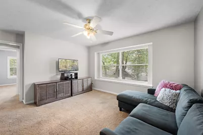 59 N Bluff Creek Circle, The Woodlands, TX 77382 - Photo 23