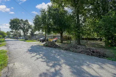 7216 Tilgham Street, Houston, TX 77020 - Photo 1