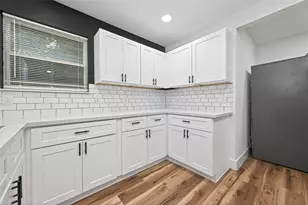 322 Cherry Valley Dr, Huffman, TX 77336 - Photo 9